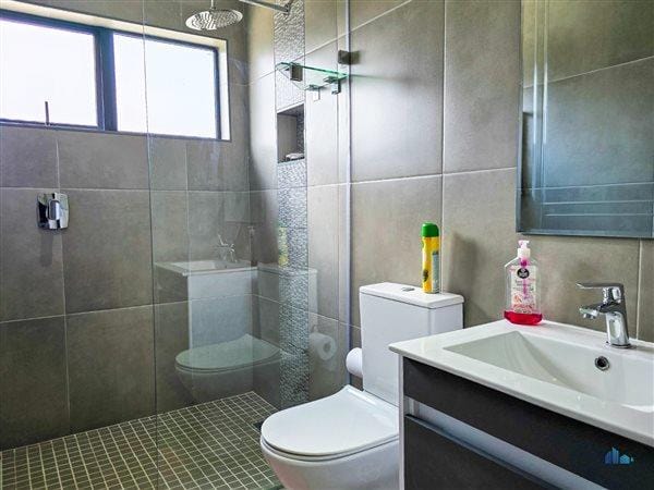 2 Bedroom Property for Sale in Gonubie North Eastern Cape